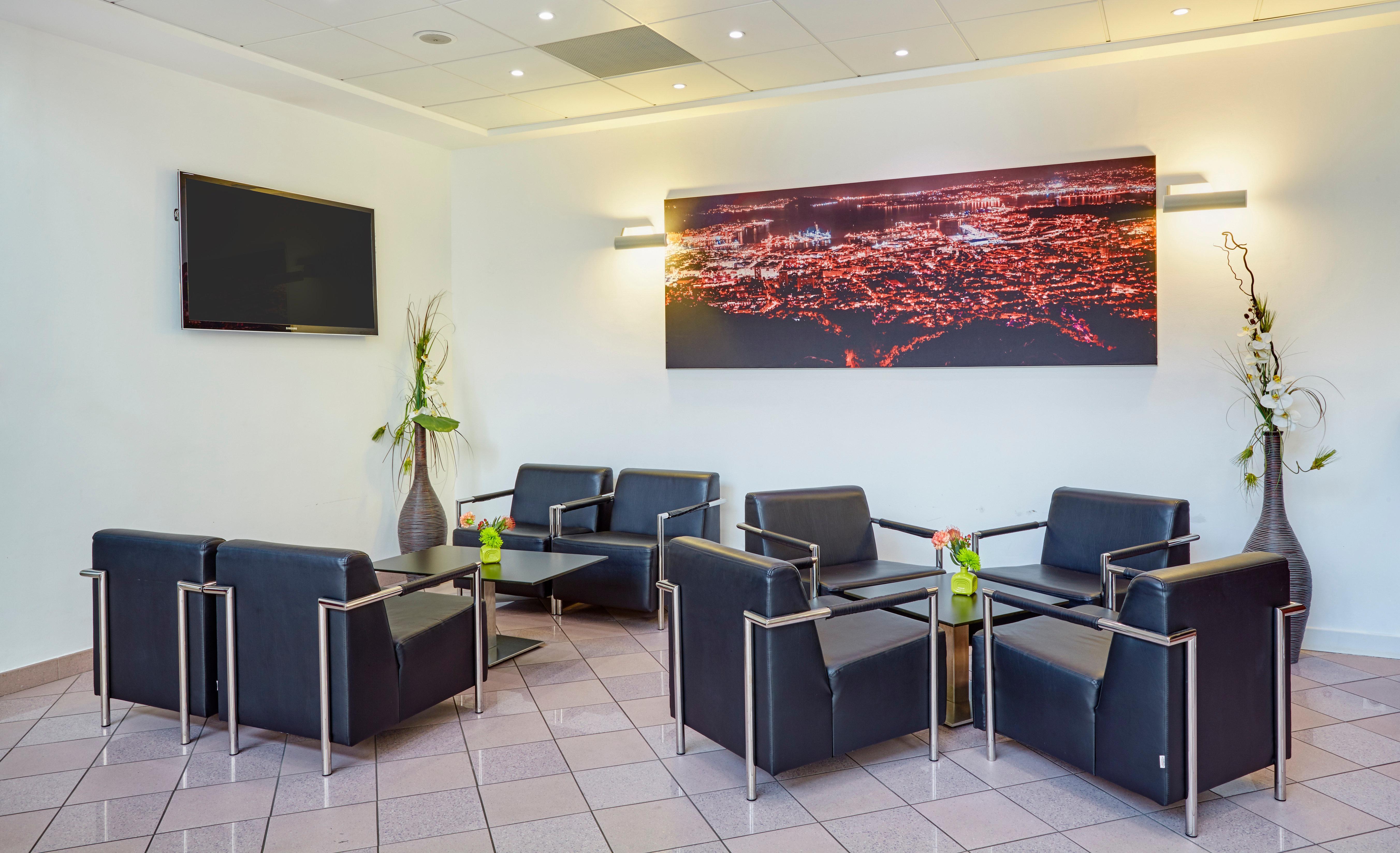 Holiday Inn Toulon City Centre By Ihg Exterior foto