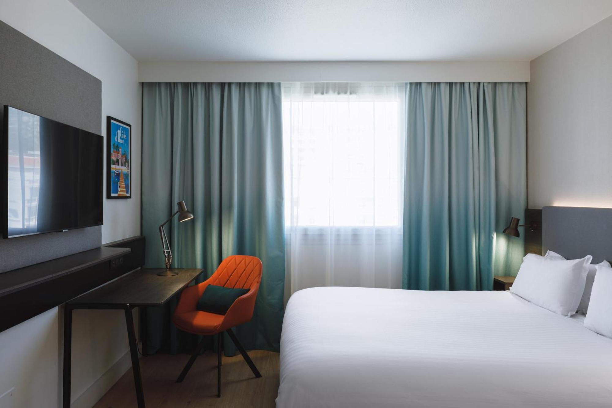 Holiday Inn Toulon City Centre By Ihg Exterior foto
