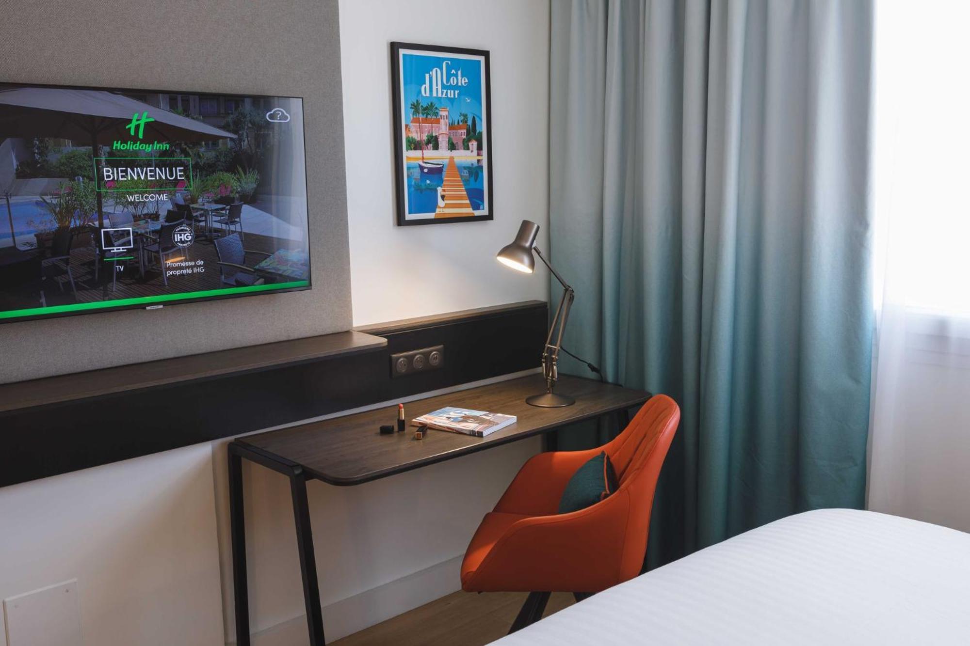 Holiday Inn Toulon City Centre By Ihg Exterior foto