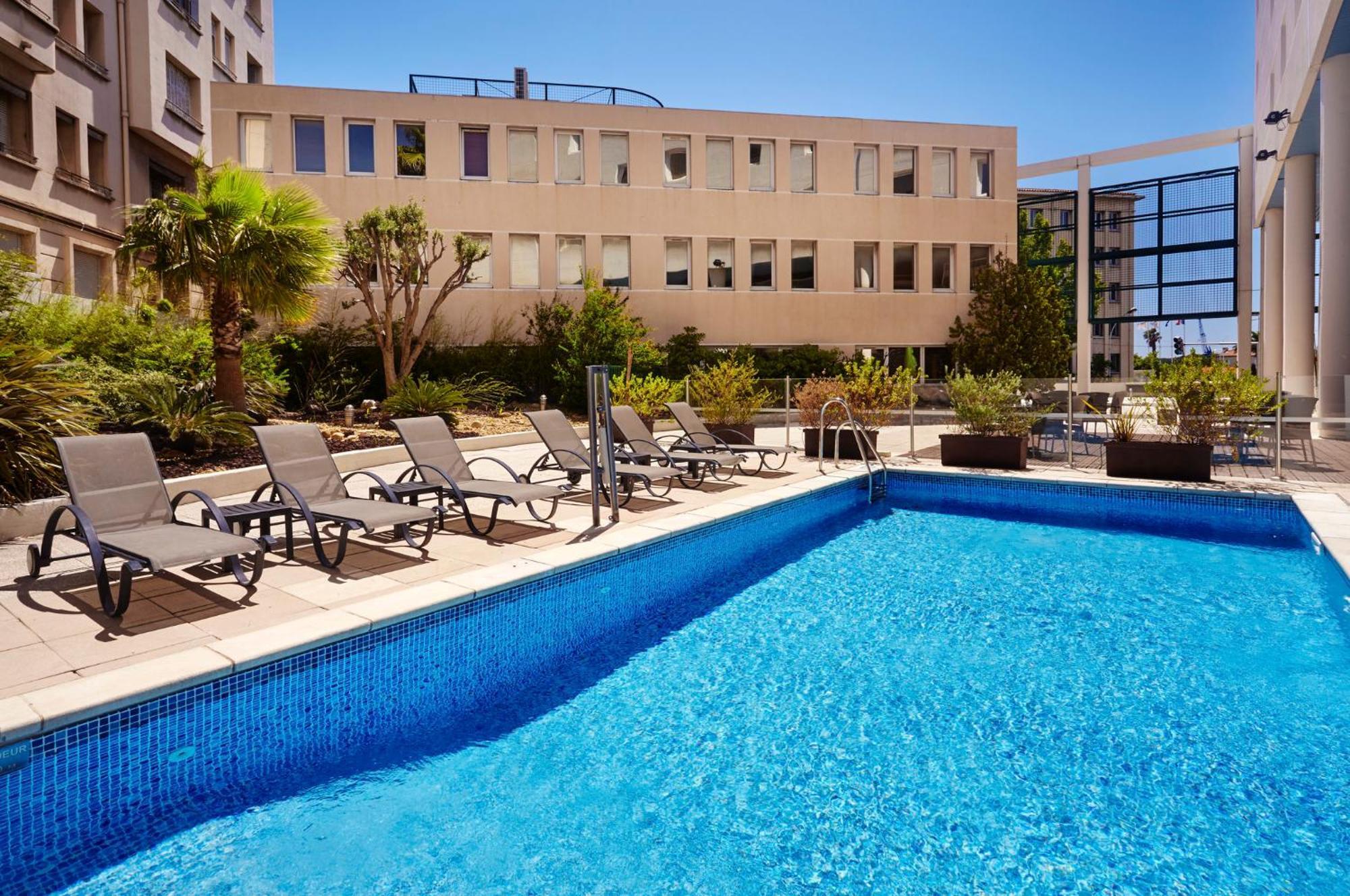Holiday Inn Toulon City Centre By Ihg Exterior foto